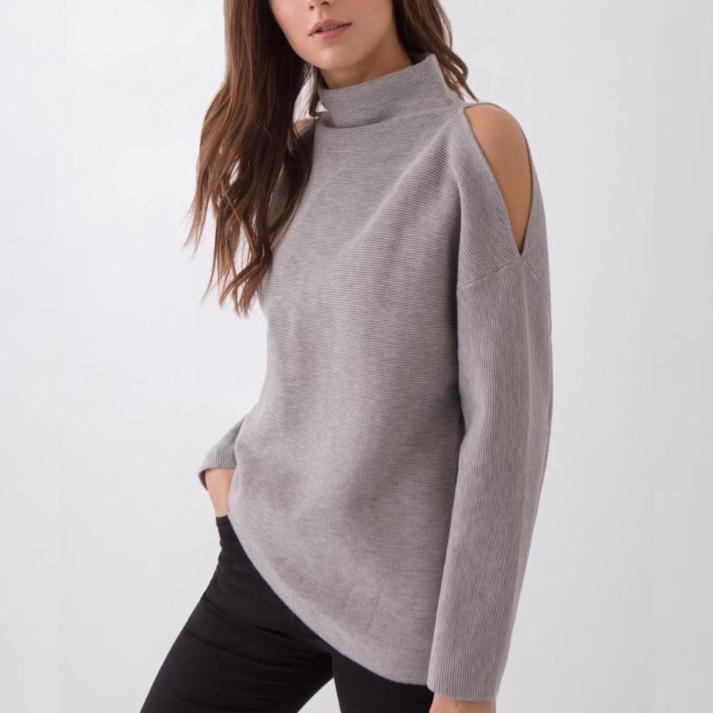 525 America Gray Cowl Neck Sweater w/ Shoulder Cut Outs - Small